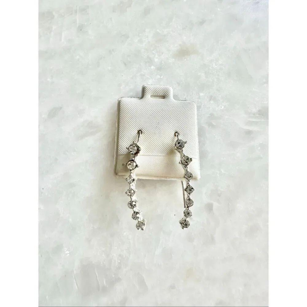 Cubic zirconia dangle earrings - Picture 2 of 2